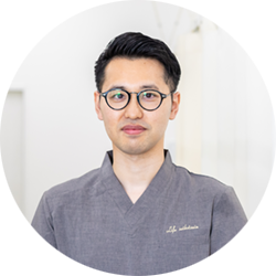 らいふ整骨院 院長 乗冨拓也